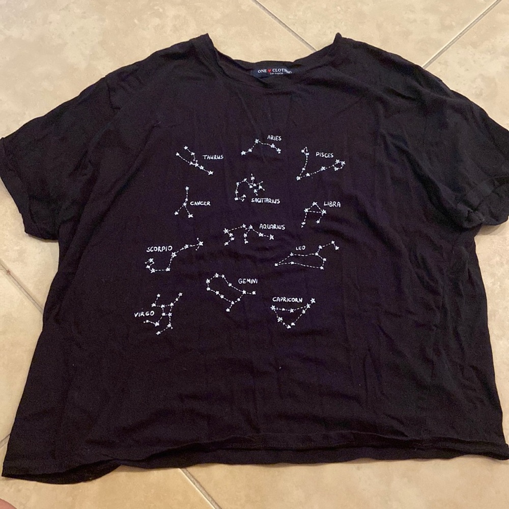Zodiac cropped tee